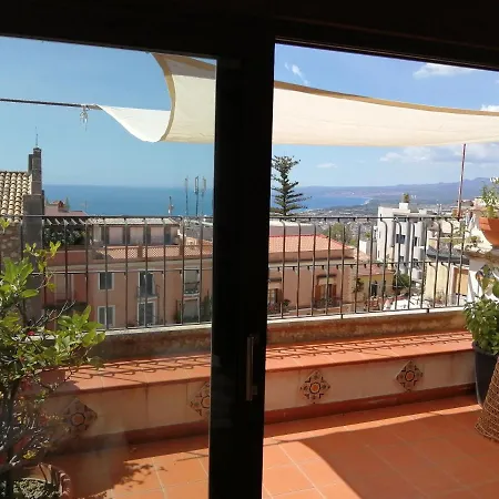 Apartment Aly Art Duomo, Gulf & Etna View Taormina