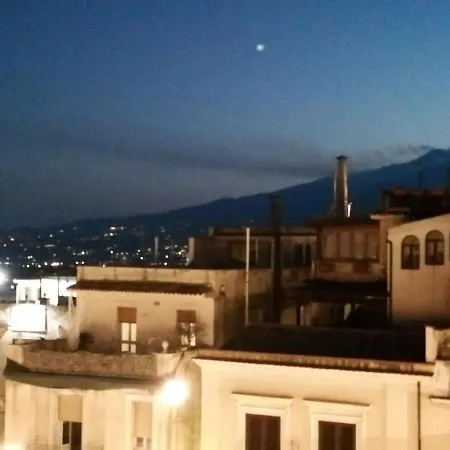 Aly Art Duomo, Gulf & Etna View Apartment