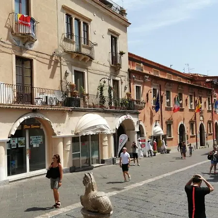 Aly Art Duomo, Gulf & Etna View Apartment