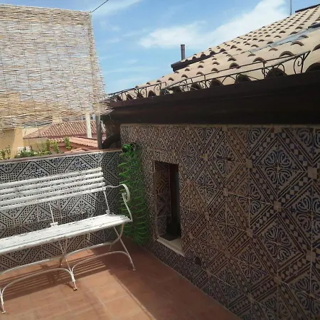 Aly Art Duomo, Gulf & Etna View Apartment Taormina