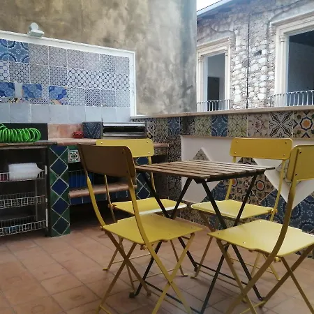 Apartment Aly Art Duomo, Gulf & Etna View Taormina