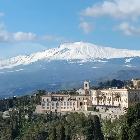 Apartment Aly Art Duomo, Gulf & Etna View *